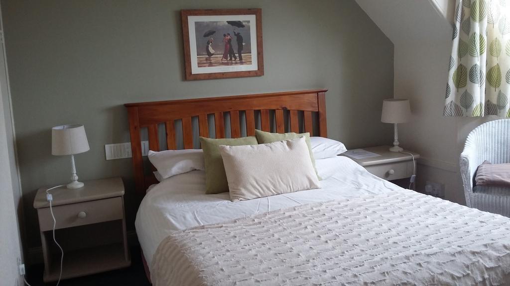 Greenbank Guest House คาลเลนเดอร์ ภายนอก รูปภาพ
